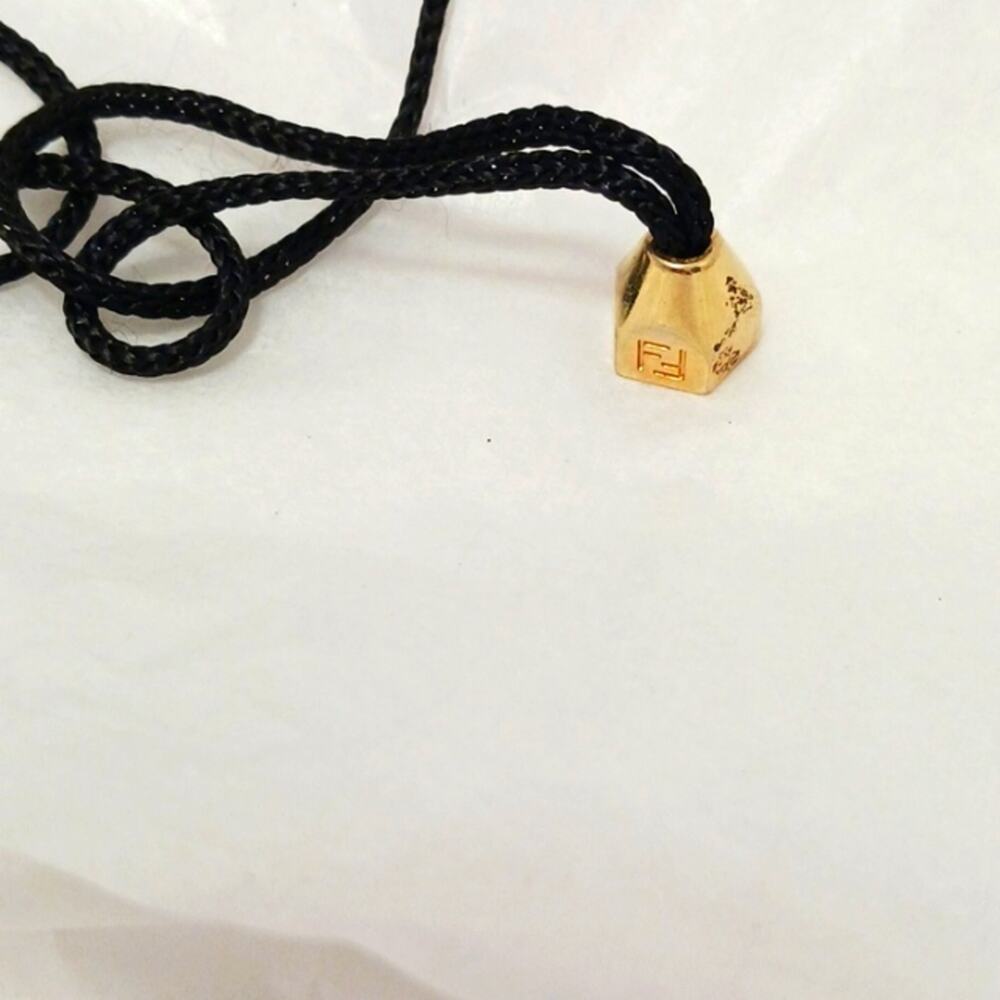 Fendi Gold Pendant Rope Necklace Modern Contemporary Minimalist Bohemian Vintage - Picture 13 of 16